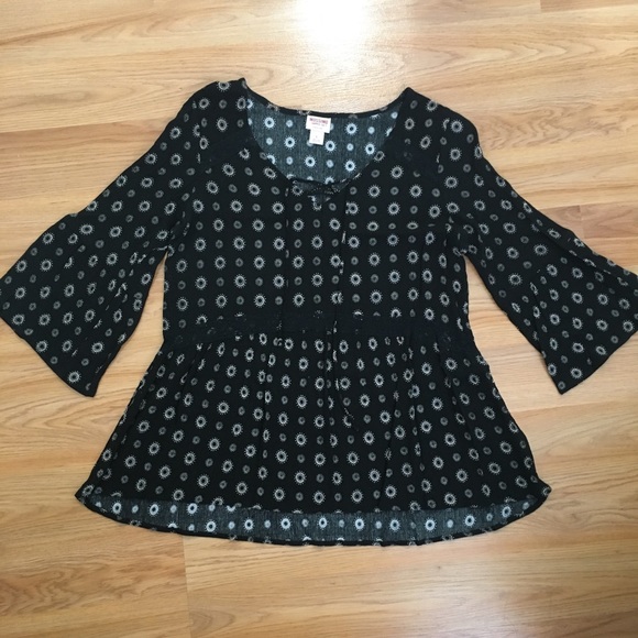 Mossimo Black Floral Printed Bell Sleeve Top Size L - Picture 1 of 8